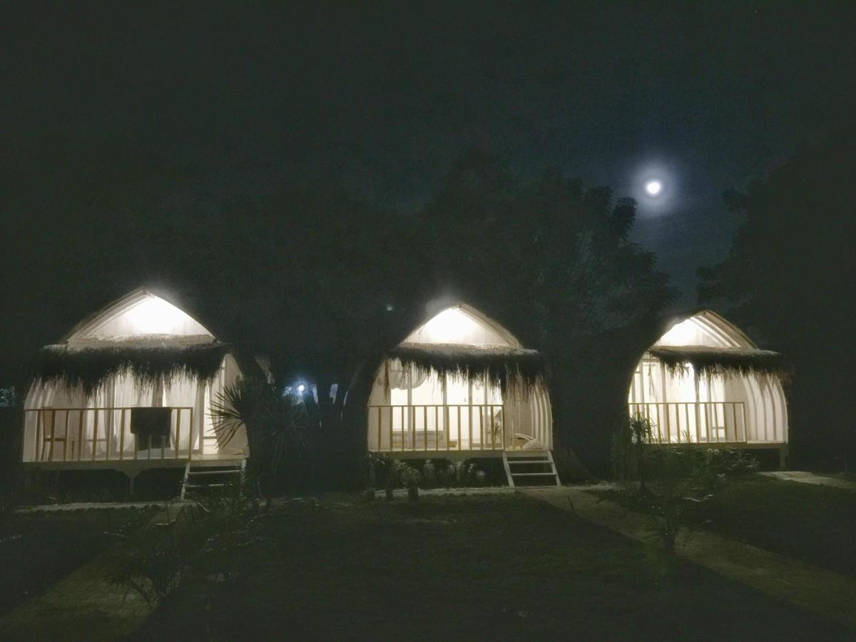 Maleo Moyo Hotel & Dive Resort Moyo Island Exterior photo